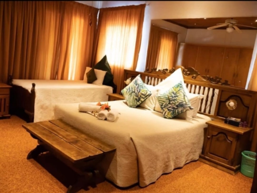 10 Bedroom Property for Sale in Dan Pienaar Free State